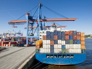 全球貨代行業(yè)十大顛覆性趨勢（2024-2030）：技術(shù)重構(gòu)、綠色轉(zhuǎn)型與供應(yīng)鏈韌性-鑫漢物流