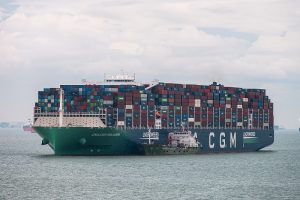 散貨海運運費運價表全解析——從“計費邏輯”到“實戰(zhàn)案例”的實用指南-鑫漢物流